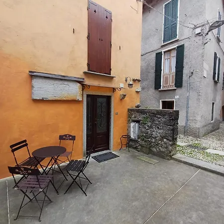 Casa Clotilde بيت للعطل فيربانيا