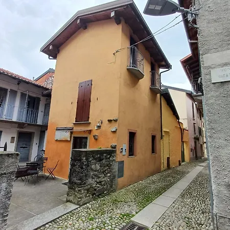 Casa Clotilde بيت للعطل